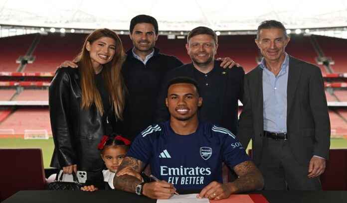 Gabriel Magalhaes Sebut Musim Ini Saatnya Arsenal Angkat Trofi